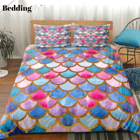Image of Colorful Fish Scale Bedding Set - Beddingify