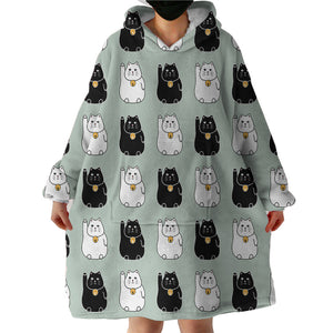 Manekineko SWLF2531 Hoodie Wearable Blanket