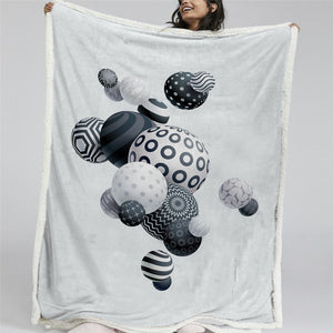 Minimalist Ball Sherpa Fleece Blanket - Beddingify