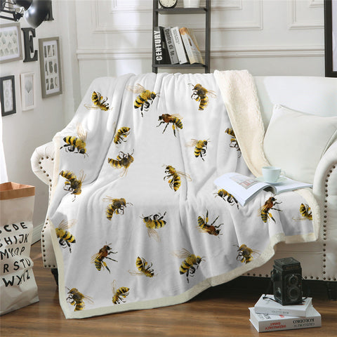 Image of Bee Themed Sherpa Fleece Blanket - Beddingify