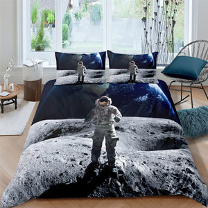 Spaceman on the Moon Bedding Set
