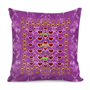 Lovely Love And Lips Pillow Cover