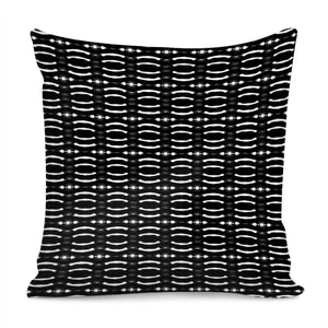 Black And White Modern Geometric Pattern Pillow Cover