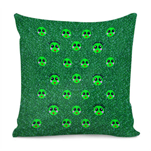 Smiling Happy Ones In The Fauna Pillow Cover