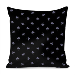 Wet Leaves Botanical Motif Pattern Design Pillow Cover