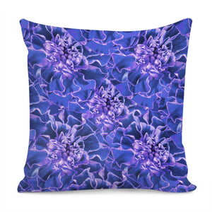 Vibrant Blue Flowers Pattern Motif Pillow Cover