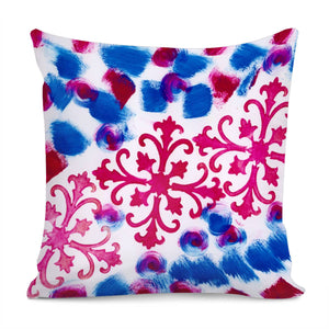 Motifs Pillow Cover