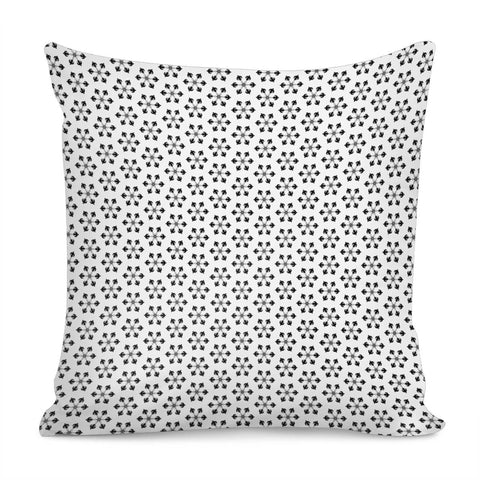 Image of Kettukas Bw #22 Pillow Cover