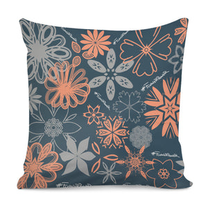 Tag Flowerpower #2 Pillow Cover