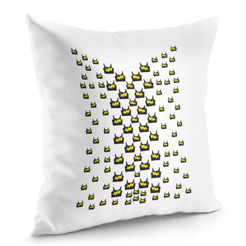 Image of Frangipani Floral And Design Pillow Cover