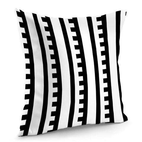 Image of Black And White Geometric Design Pattern Pillow Cover