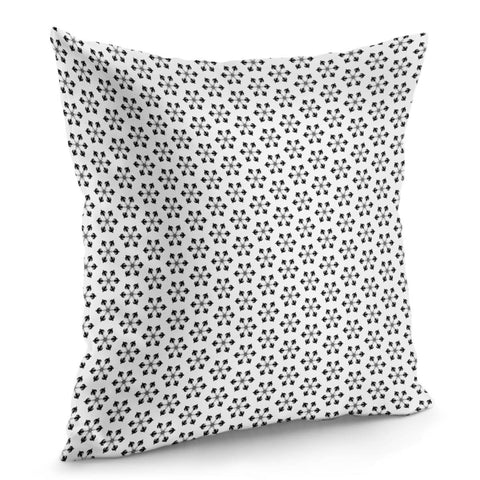 Image of Kettukas Bw #22 Pillow Cover