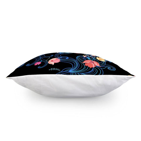 Image of Tulip Pillow Cover