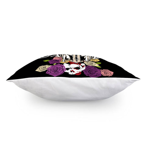 Image of Skull Pillow Cover