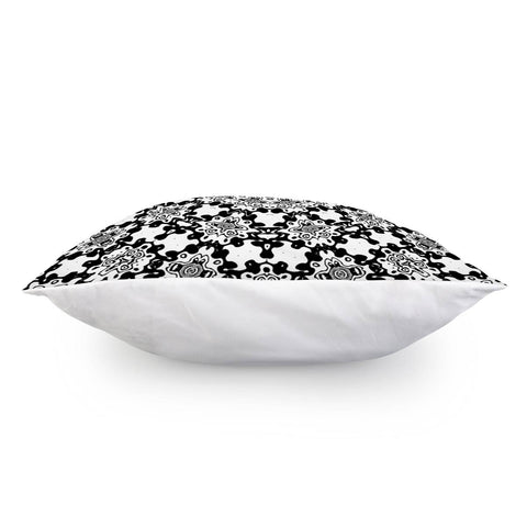 Image of Black And White Lace Print Pillow Cover