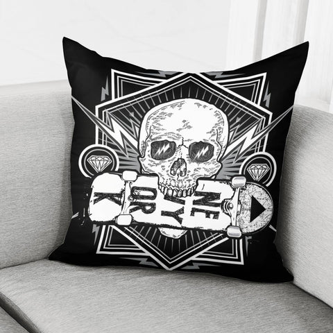 Image of Skull And Skateboard Pillow Cover