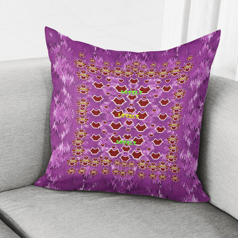 Image of Lovely Love And Lips Pillow Cover