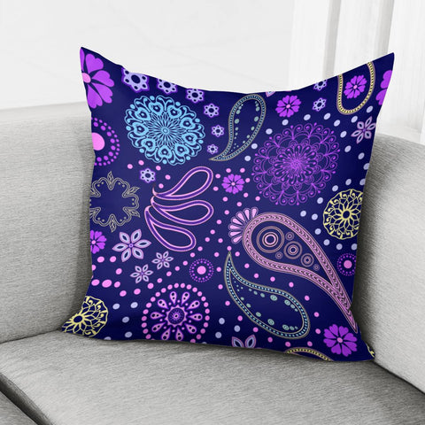 Image of Paisley Pattern Pillow Cover