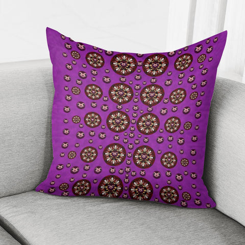Image of Hearts Of Metal And Flower Wreaths In Love Pillow Cover