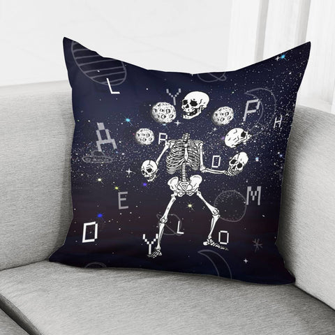 Image of Skull Pillow Cover