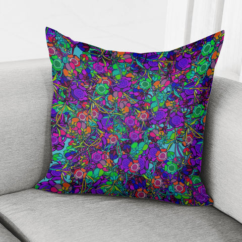 Image of Wild Garden Pillow Cover