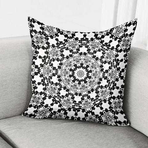 Image of Black And White Lace Print Pillow Cover