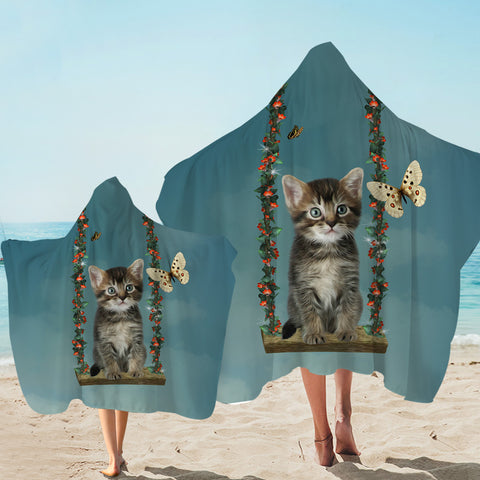 Image of Naive Kitty Hooded Towel