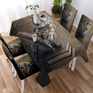 Books - Vivid Owl Tablecloth 01