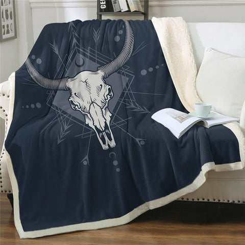 Image of Cool Skull Arrows Cozy Soft Sherpa Blanket