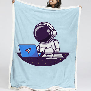 Rocket Astronaut LKSPMA03 Fleece Blanket