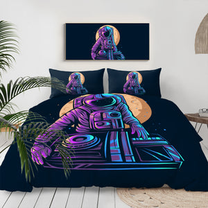 Astronaut Playing Music LKSPMA25 Bedding Set