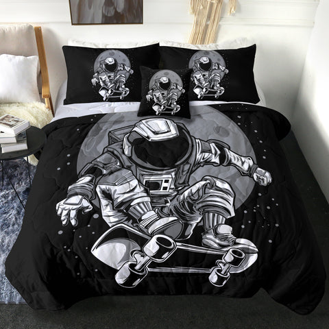 Image of Black & White Astronaut LKSPMA35 Comforter Set