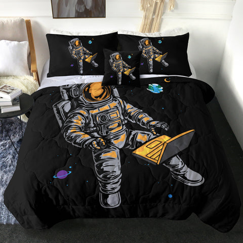 Image of Astronaut Working On The Space LKSPMA39 Comforter Set