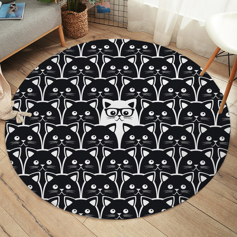 Image of Stand Out Cat SW1392 Round Rug