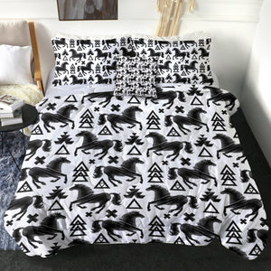 Multi Triangles & Black Horses SWBD3678 Comforter Set