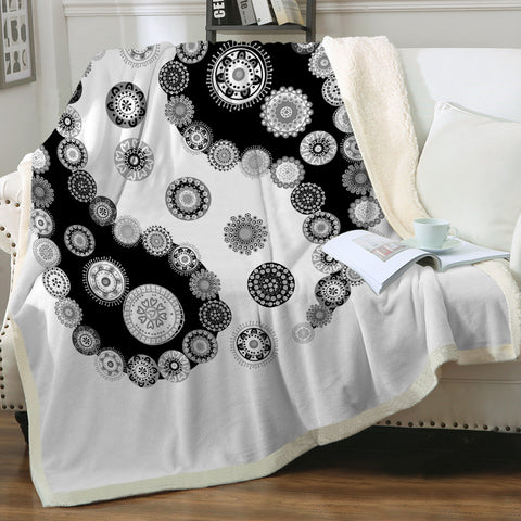 Image of Yin Yang Paisley SWMT3363 Sherpa Fleece Blanket