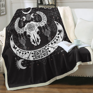 B&W Zodiac Buffalo Skull SWMT4119 Fleece Blanket