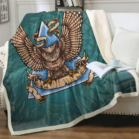 Image of Old School Flying Owl Triangle Green Theme SWMT5173 Fleece Blanket