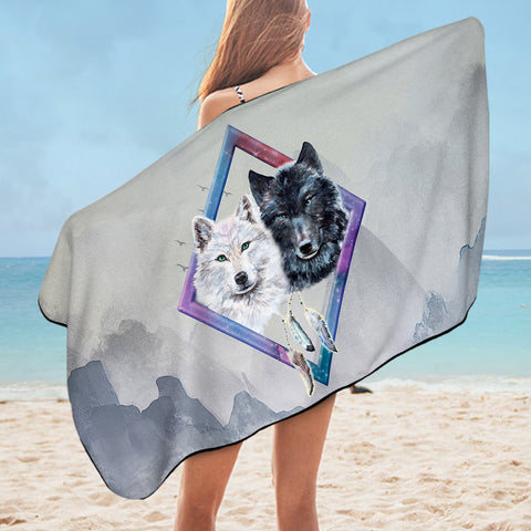 Image of Two B&W Wolfs Dreamcatcher SWYJ3479 Bath Towel