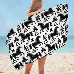 Multi Triangles & Black Horses  SWYJ3678 Bath Towel
