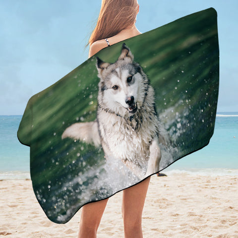 Image of Running White Wolf On River SWYJ6136 Bath Towel