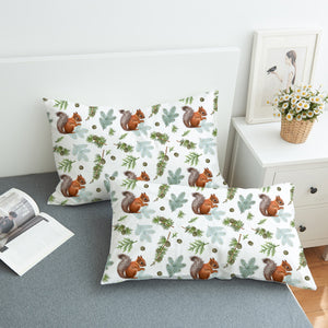 Squirrel and Chestnut Monogram SWZT3739 Pillowcase