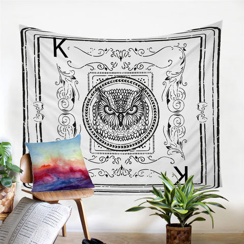 Image of King of Owl Card Tapestry - Beddingify