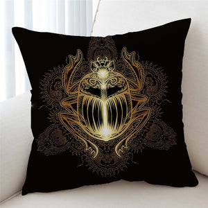 Regal Bettle Cushion Cover - Beddingify