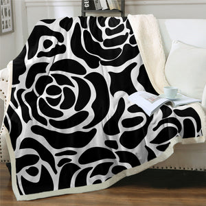 Black Rose Sherpa Fleece Blanket - Beddingify