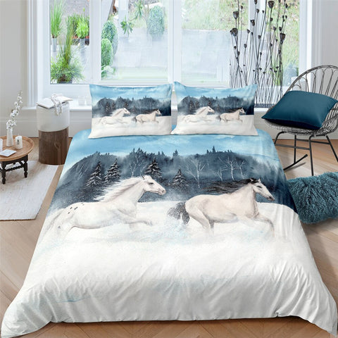 Image of Snow Trotting Horses 3 Pcs Quilted Comforter Set - Beddingify