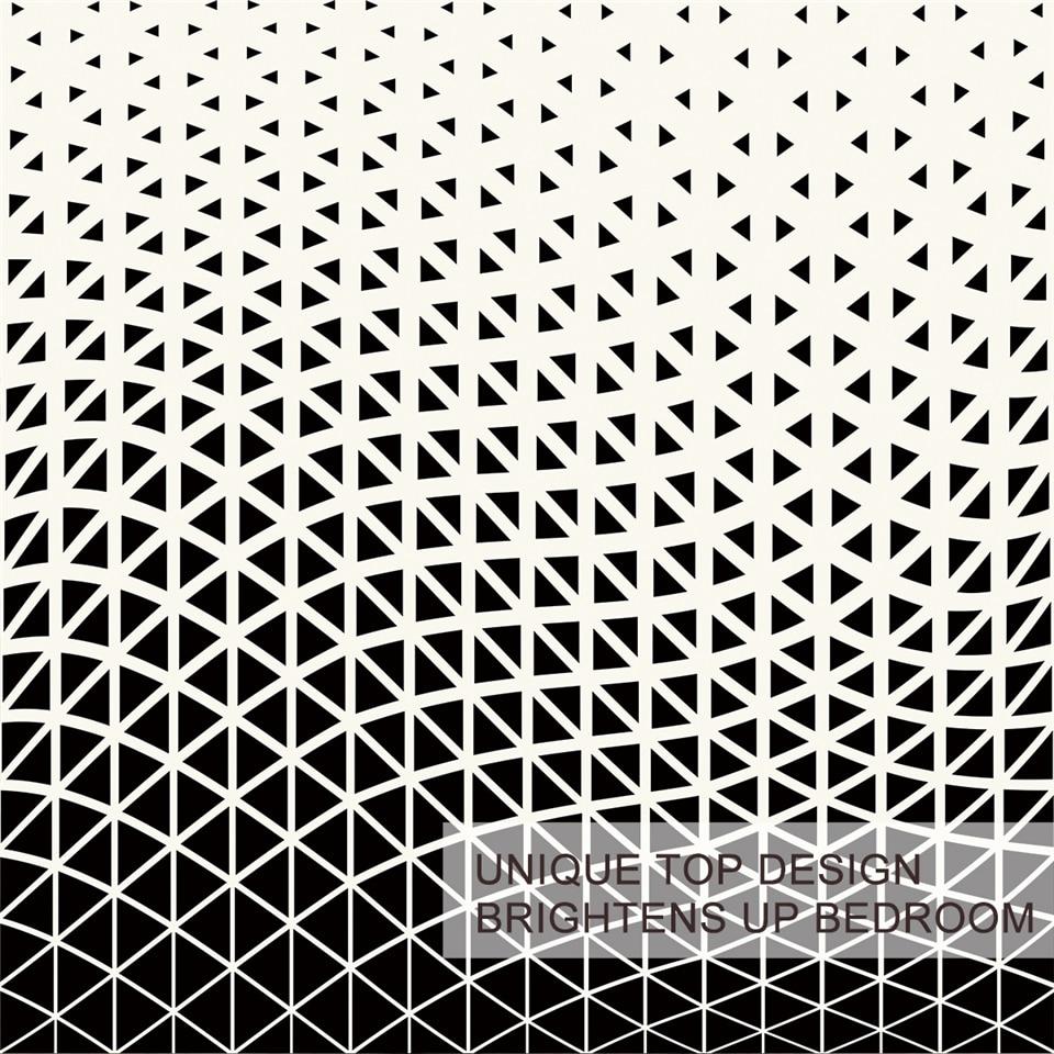 Black White Geometric Pattern Comforter Set - Beddingify