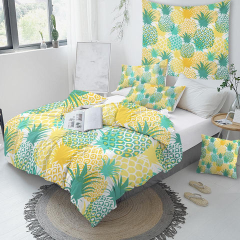 Image of Tropical Giant Pineapples Comforter Set - Beddingify