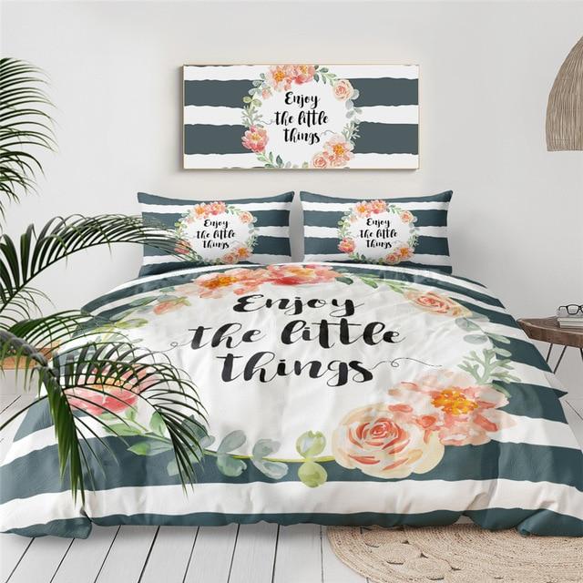 Floral Wreath Comforter Set - Beddingify