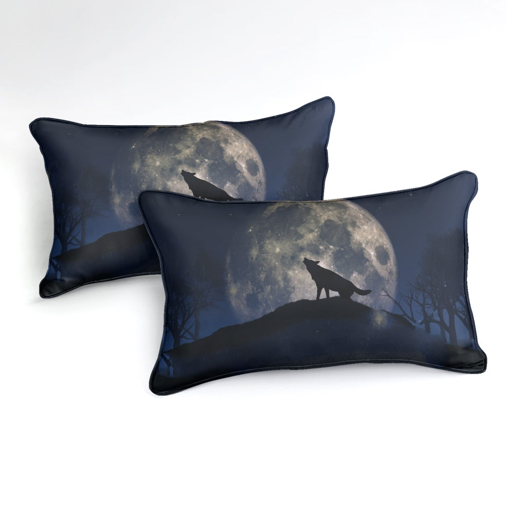 Howling Wolf in Night Moon Bedding Set - Beddingify
